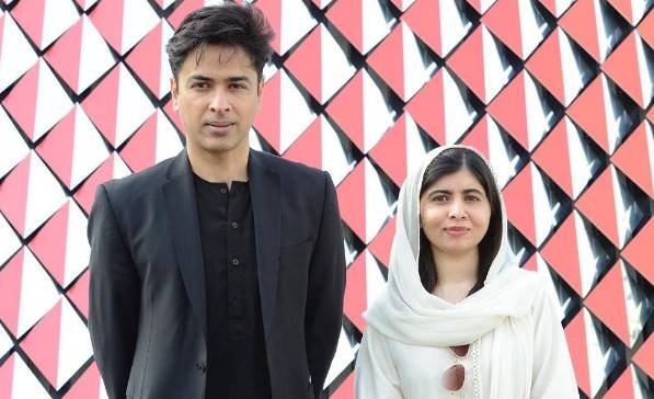 Malala with singer Shehzad Roy visits Elementary College in Karachi