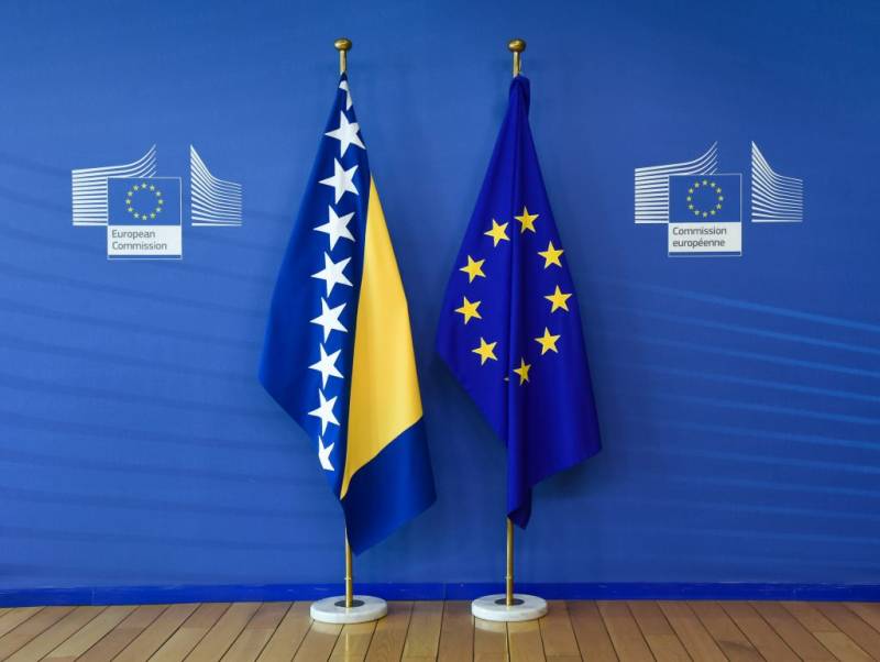 Brussels recommends Bosnia for EU candidate status