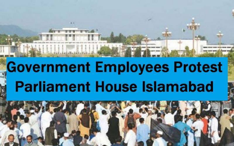 Protesting govt employees announce to continue sit-in before parliament