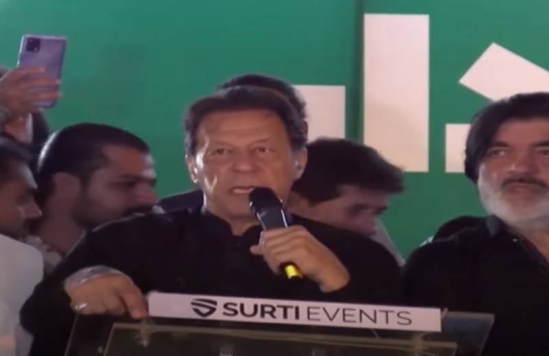 Country has no future, if NRO-2 is given: Imran Khan 