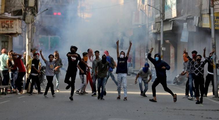 Kashmiris observe Black Day to condemn forced occupation of Held Kashmir