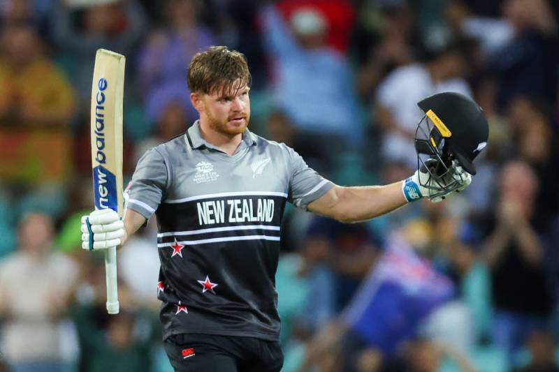 Phillips hits 104 as New Zealand crush Sri Lanka