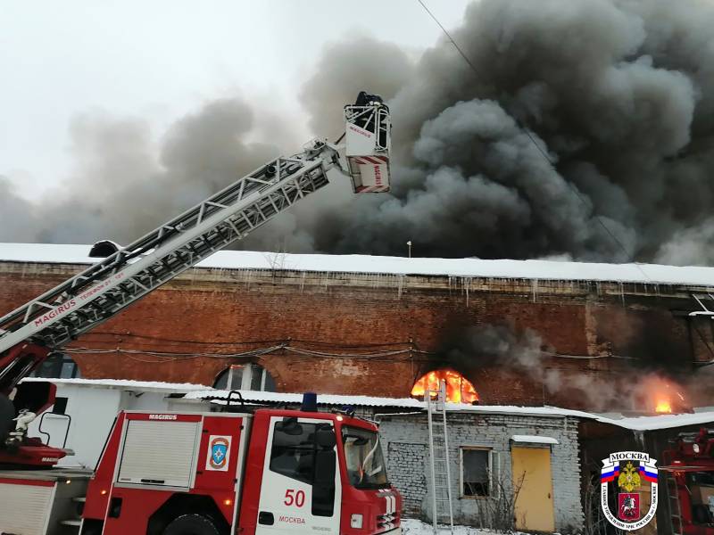 Warehouse fire near Moscow train stations leaves several dead