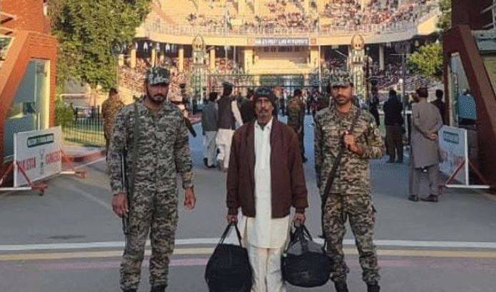 Pakistani returns from India after serving 11 years in prison   