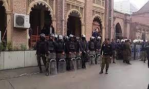 LHC awards imprisonment of 3 months to lawyer on misconduct, PBC announces strike