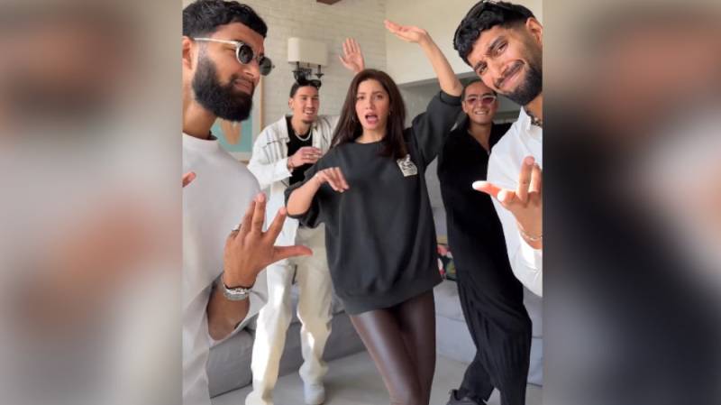 Mahira Khan sweeps Quickstyle out of her house….