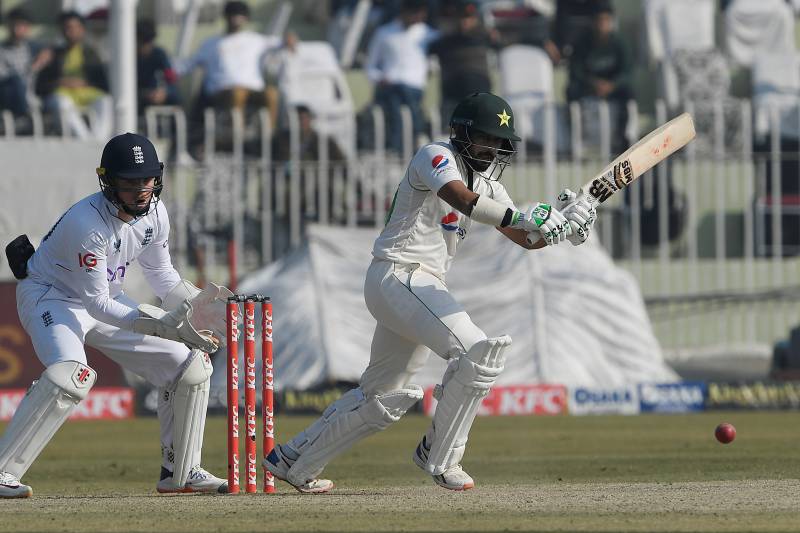 England beat Pakistan by 74 runs in firts Test 