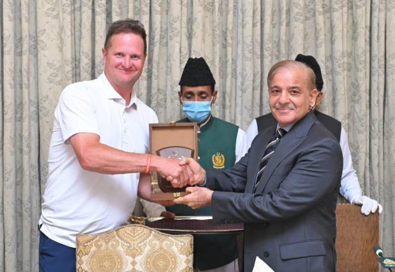 PM Shehbaz congratulates Eng team on winning first Test match 