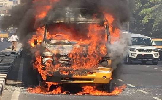 Van driver rapid move saves children from burning alive