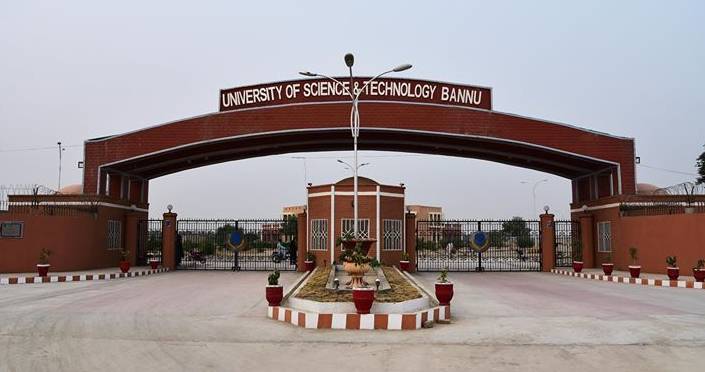 Guards, students pelt each other with stones at Bannu university