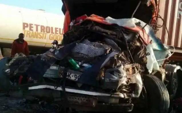 Four die in Kharian head-on truck-car collision