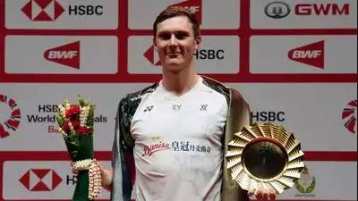 Axelsen and Yamaguchi win badminton World Tour Finals