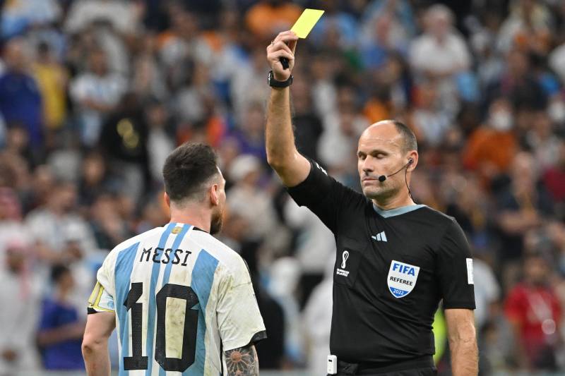 FIFA opens probe after fiery Argentina-Netherlands World Cup game