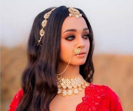 ‘Mera Dil Ye Pukary Aaja’ viral dance girl Ayesha’s new bridal photoshoot takes internet by storm 