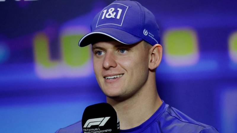 Mick Schumacher switches from Ferrari to Mercedes