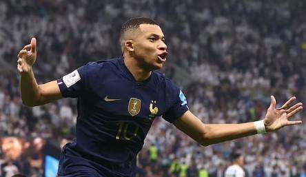 Hurst hails Mbappe on joining World Cup final hat-trick club