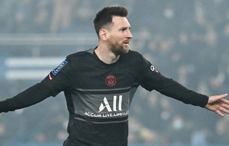 World Cup winner Messi agrees to stay at PSG