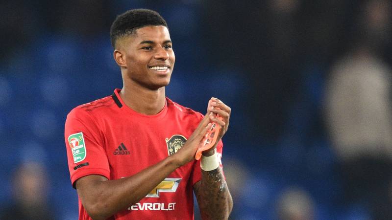 Rashford signs new Manchester United deal