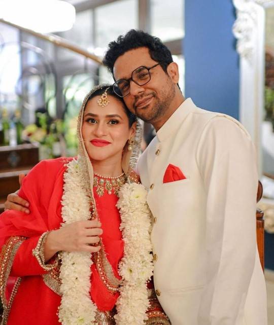 Comedian Ali Gul Pir ties the knot with love of his life