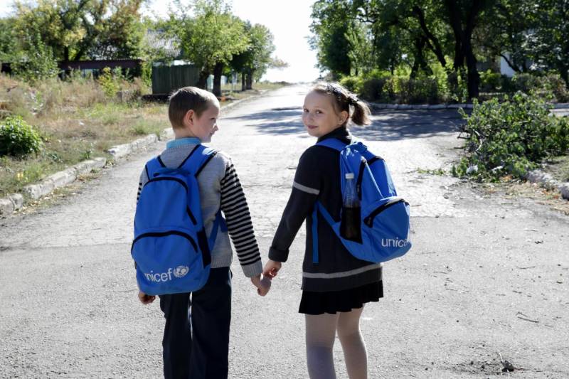 Children forced to grow up fast in Ukraine's frontline towns