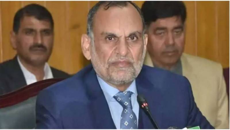 IHC sends notice to federation in Azam Swati case