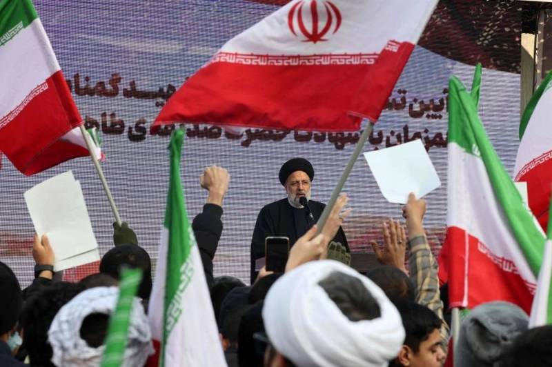 Iran's Raisi vows 'no mercy' for 'hostile' protest movement