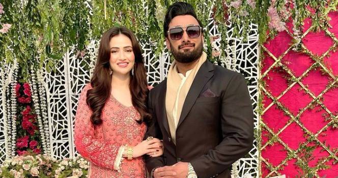 Sana Javed and Umair Jaswal show up at family wedding