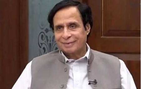 Pervaiz Elahi showers millions on security personnel of CM Office