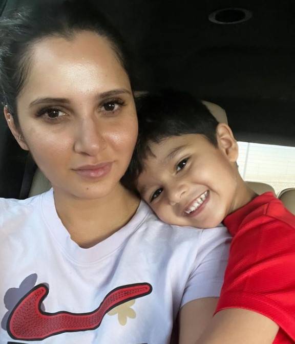 Did Sania Mirza just drop a hint regarding divorce confirmation?