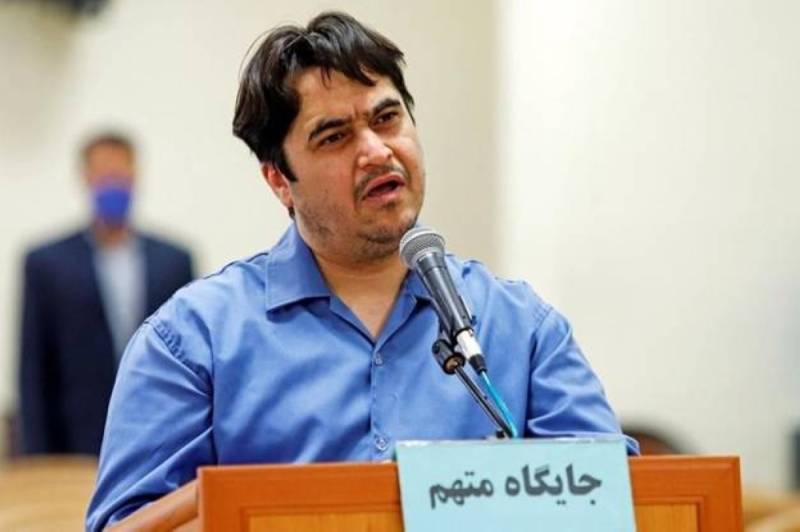 Iran releases dissident journalist