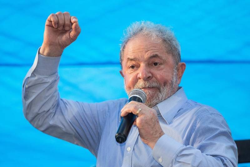 Lula puts diverse new face on Brazil government