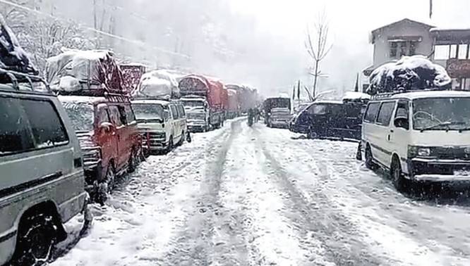 New spell of snowfall, rain set to hit upper KP districts