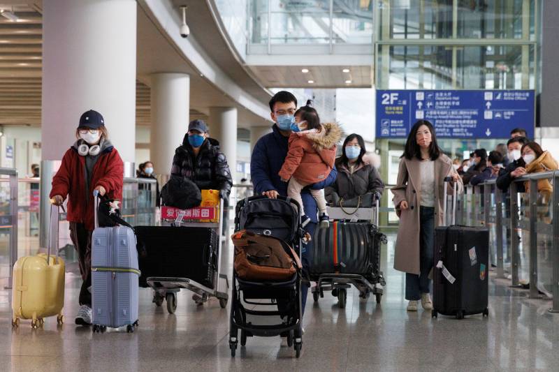 China suspends short-term visas for South Koreans