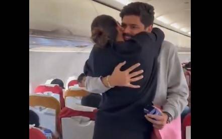  Man proposes to fiancée on Air India flight