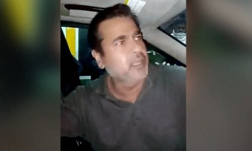 Anchorperson Imran Riaz arrested from Lahore airport