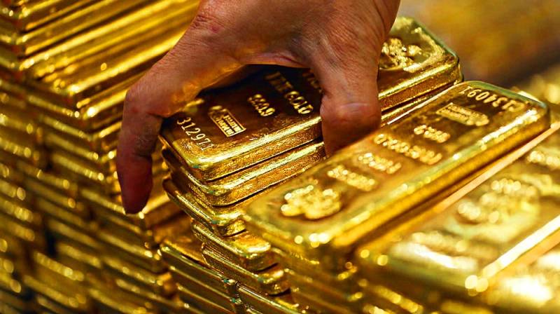 Gold gains more value as Pakistan rupee remains on the ropes