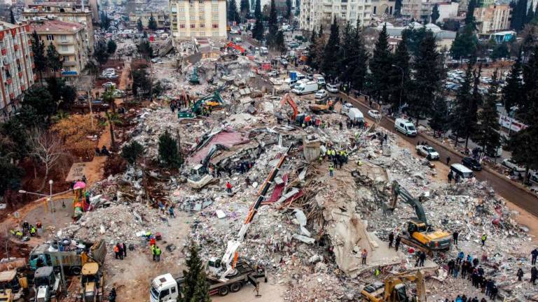 Cotton field turns into cemetery after Turkey quake