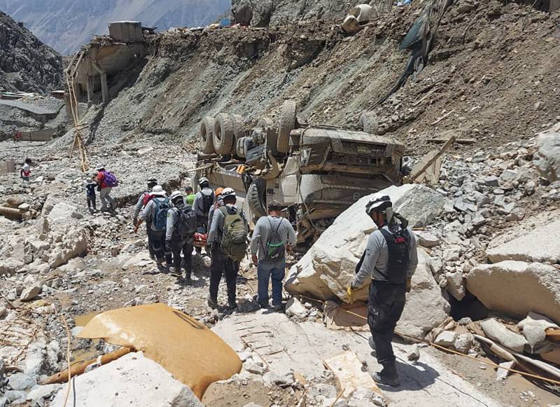 Death toll in Peru mudslides rises to 18