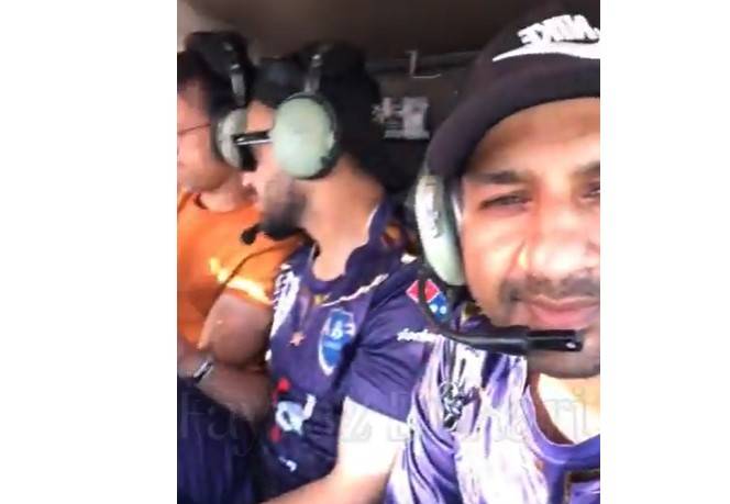 Mega opening of PSL Season 8 on Monday evening, Quetta Gladiators skipper Sarfaraz Ahmed has enjoyed a helicopter ride with other team members in Karachi