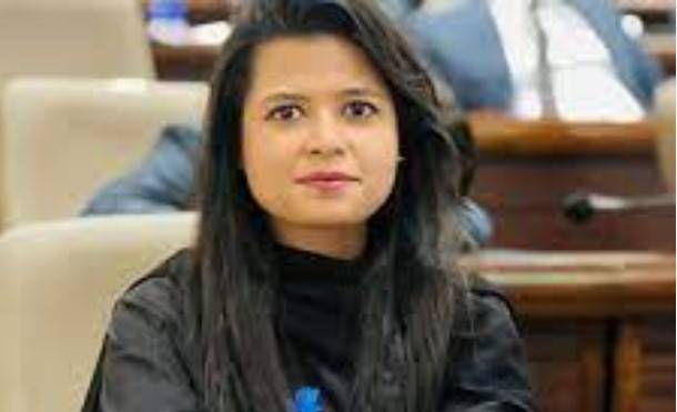 Dr Sana Ramchand Gulwani First female assistant commissioner belonging to Hindu community took over charge of her office in Hassanabdal tehsil of Attock district