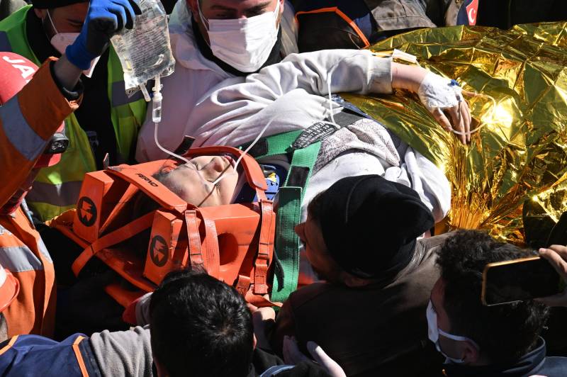 Turkey rescues girl from rubble 248 hours after quake