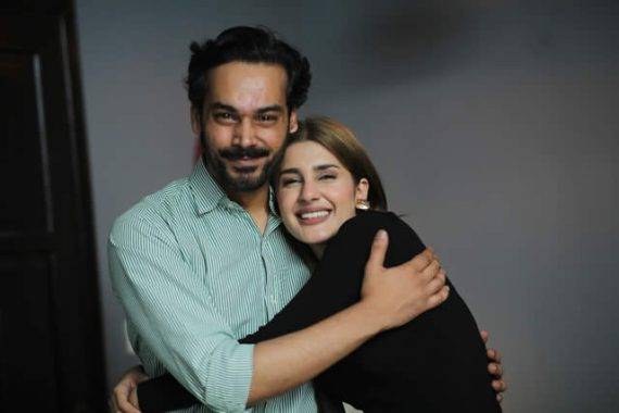 Actress Kubra Khan appeared in Fahad Mustafa’s TV show and replied to rumours about her relationship with very close friend Gohar Rasheed