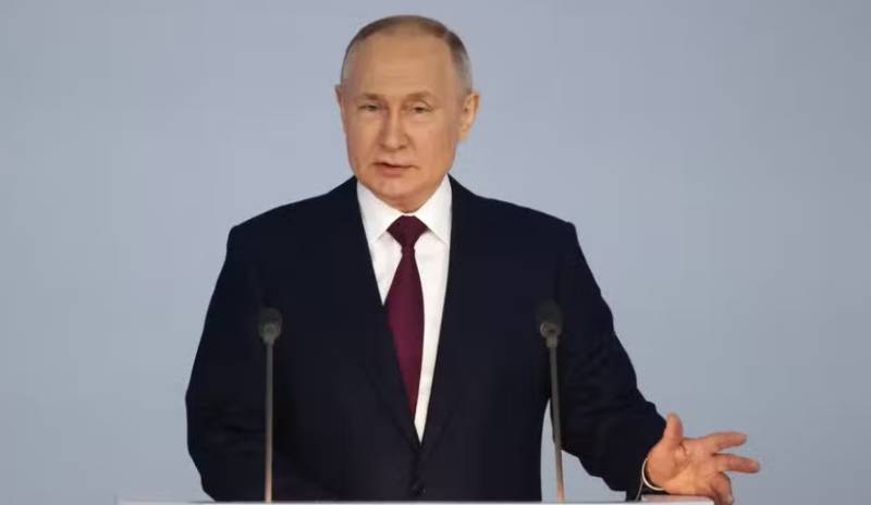 Putin rages against West while praising Russian troops