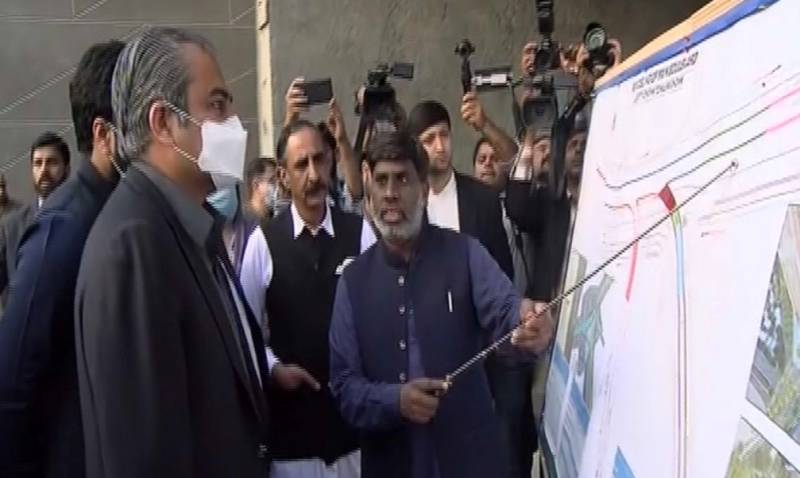 CM Naqvi opens Kalma Chowk underpass for traffic 