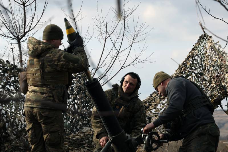 Ukrainian soldiers of the 10th Separate Mountain Assault Brigade 