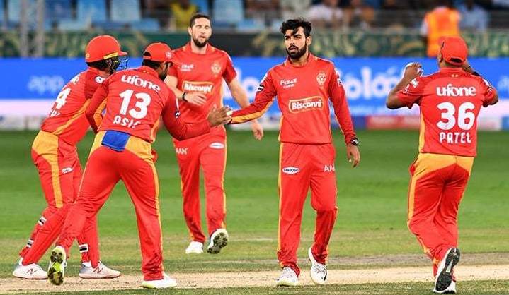 Islamabad United lead way into playoffs after Qalandars