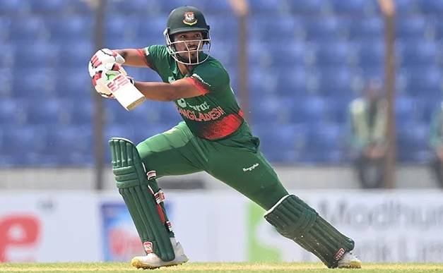 Najmul powers Bangladesh to T20 upset over England