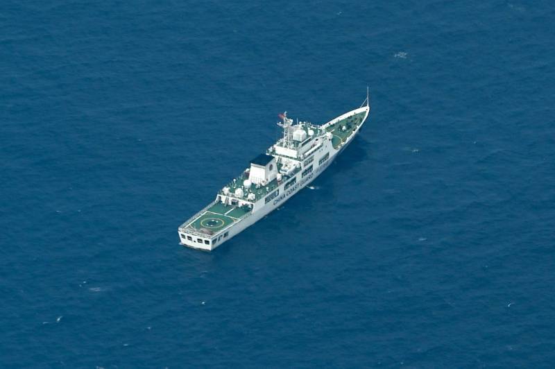 Chinese security vessel orders Philippine plane carrying media to 'leave'