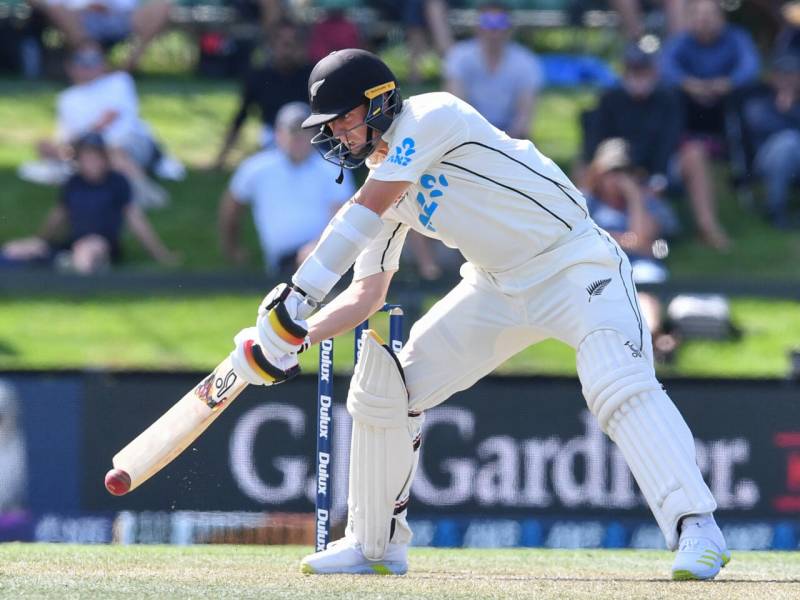 Mitchell and Tickner lead New Zealand fightback against Sri Lanka