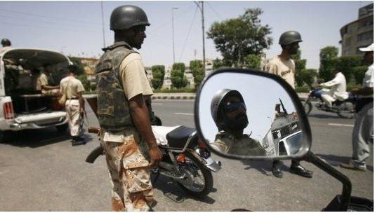 Security beefed up in Karachi amid terror threats 